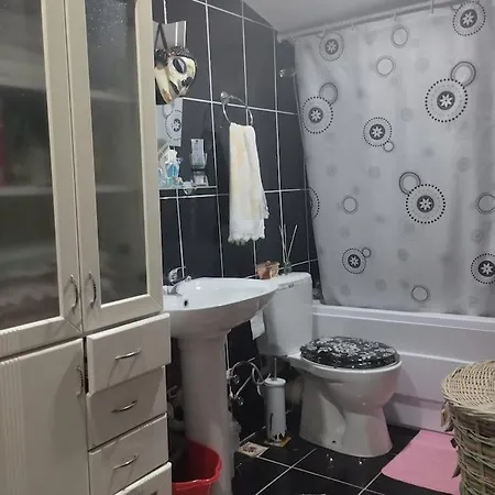 Appartement Cati Kati, Terasli Ve Bahceli, Muestakil Izmit
